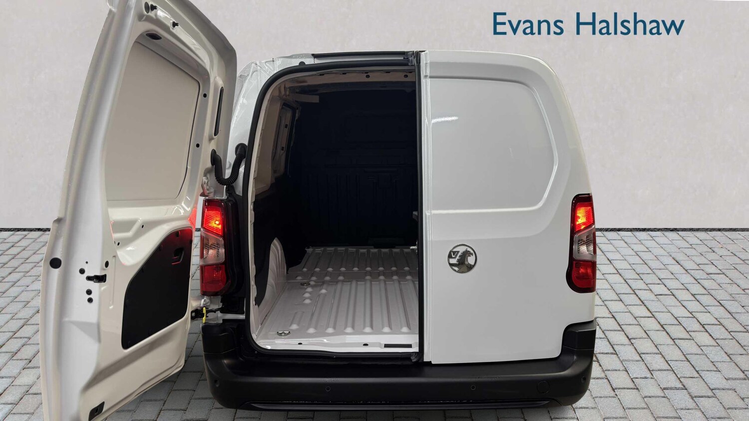 Used Vauxhall Combo 2025 for sale - 77861703: Photo 11