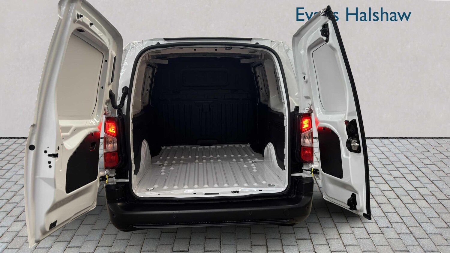 Used Vauxhall Combo 2025 for sale - 77861703: Photo 12