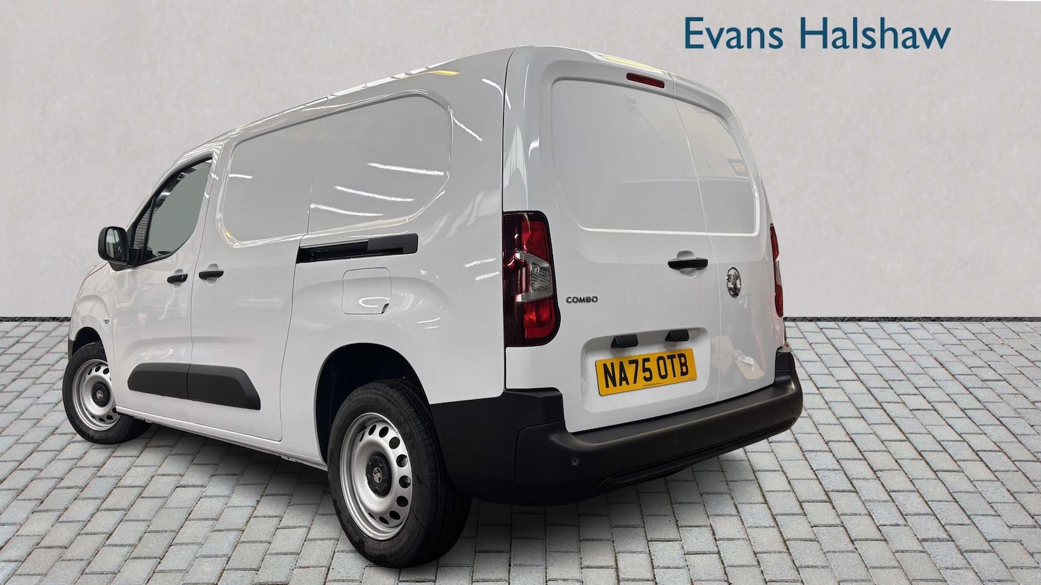 Used Vauxhall Combo 2025 for sale - 77861703: Photo 2