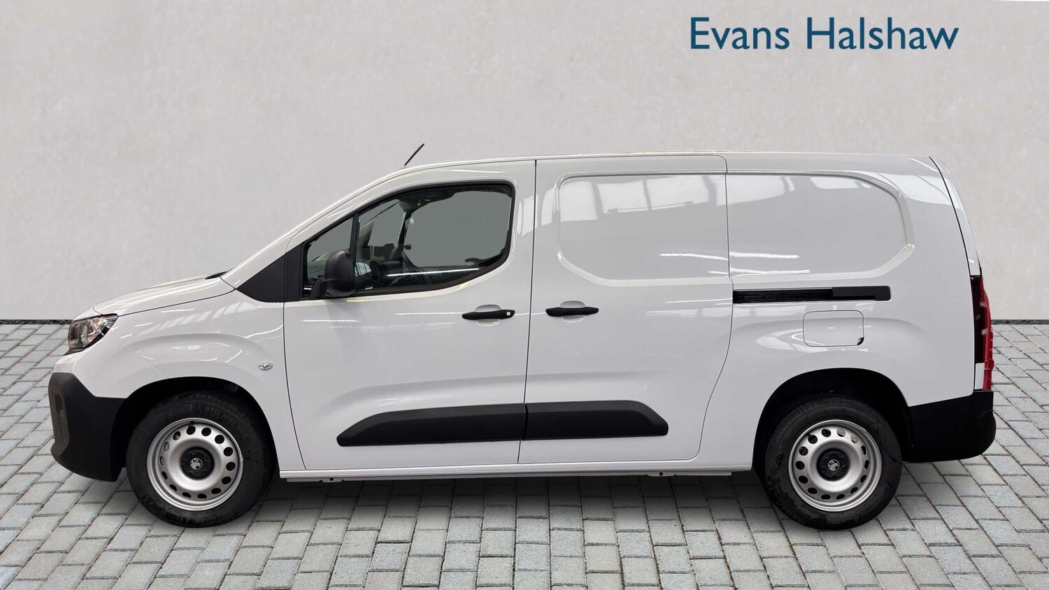 Used Vauxhall Combo 2025 for sale - 77861703: Photo 3