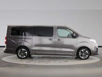 Used Vauxhall Vivaro Life 2023 for sale - 77961122: Photo