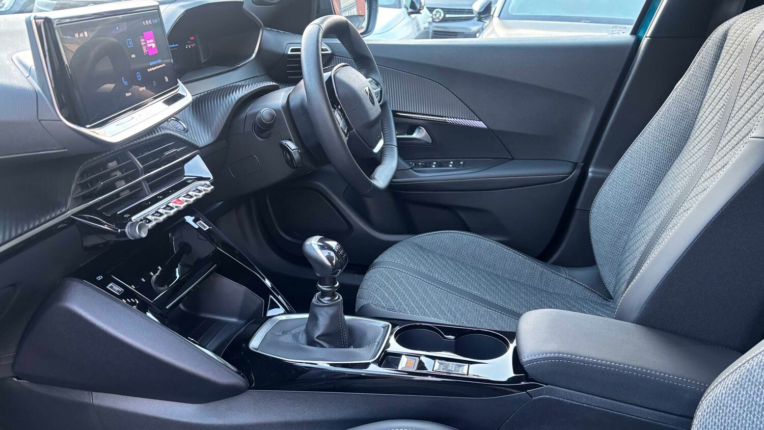 Used Peugeot 2008 for sale - 77862092: Photo 17