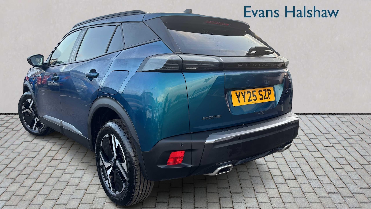 Used Peugeot 2008 for sale - 77862092: Photo 2