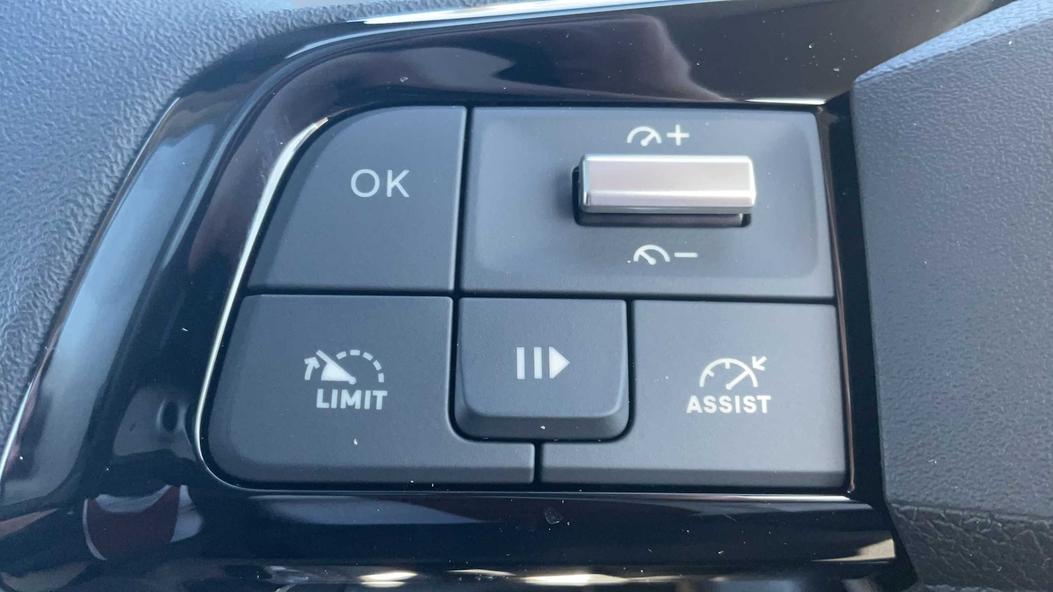 Used Vauxhall Vivaro for sale - 78209288: Photo 13