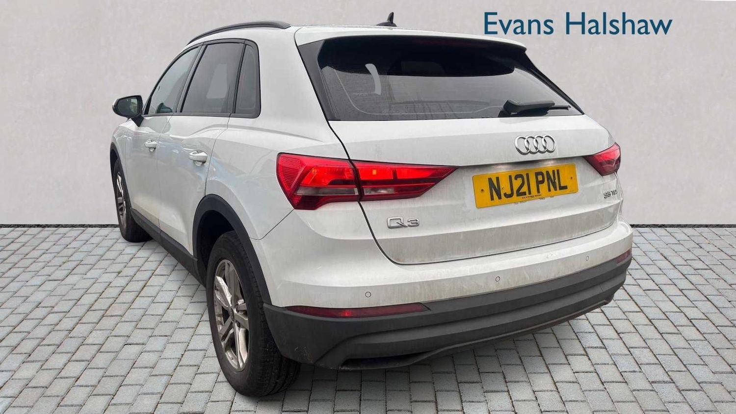 Used Audi Q3 2021 for sale - 77859311: Photo 3