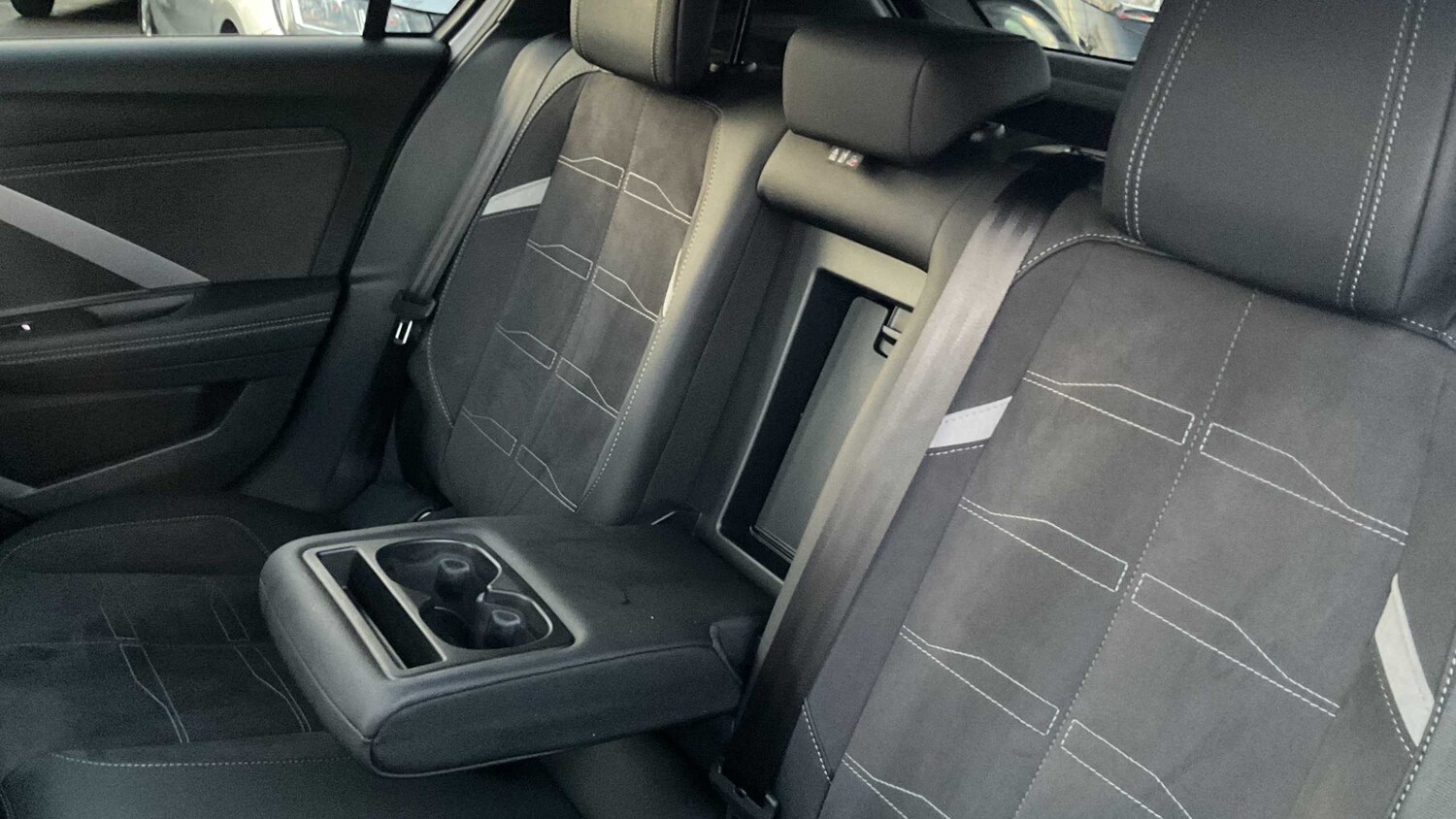 Used Vauxhall Astra for sale - 77858550: Photo 18