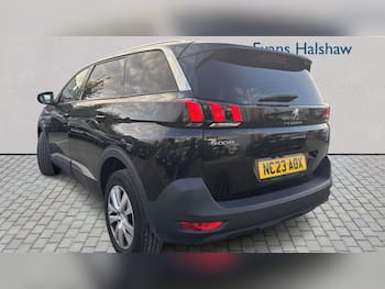 Used Peugeot 5008 2023 for sale - 79834053: Photo