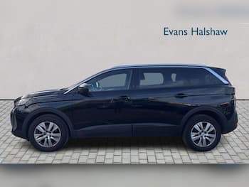 Used Peugeot 5008 2023 for sale - 79834053: Photo