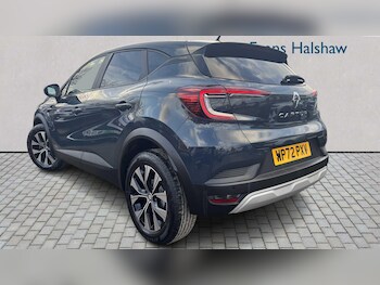 Used Renault Captur 2022 for sale - 77859473: Photo