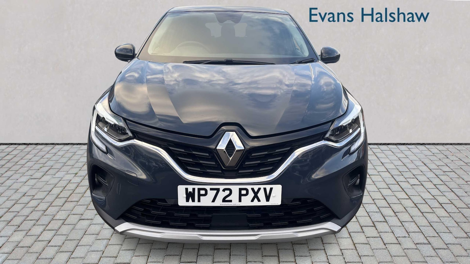 Used Renault Captur for sale - 77859473: Photo 4