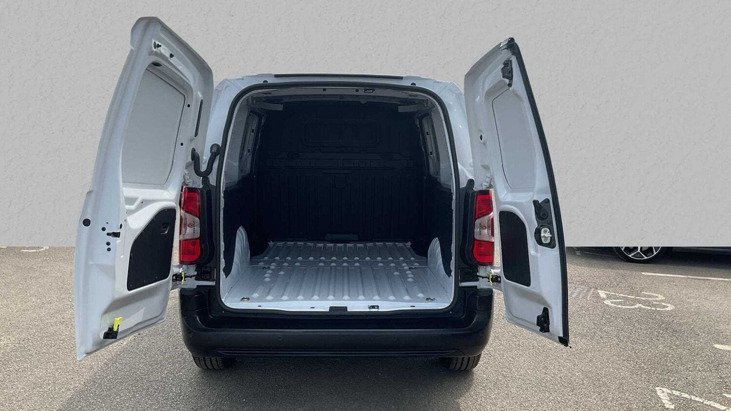 Used Vauxhall Combo 2025 for sale - 77861591: Photo 12