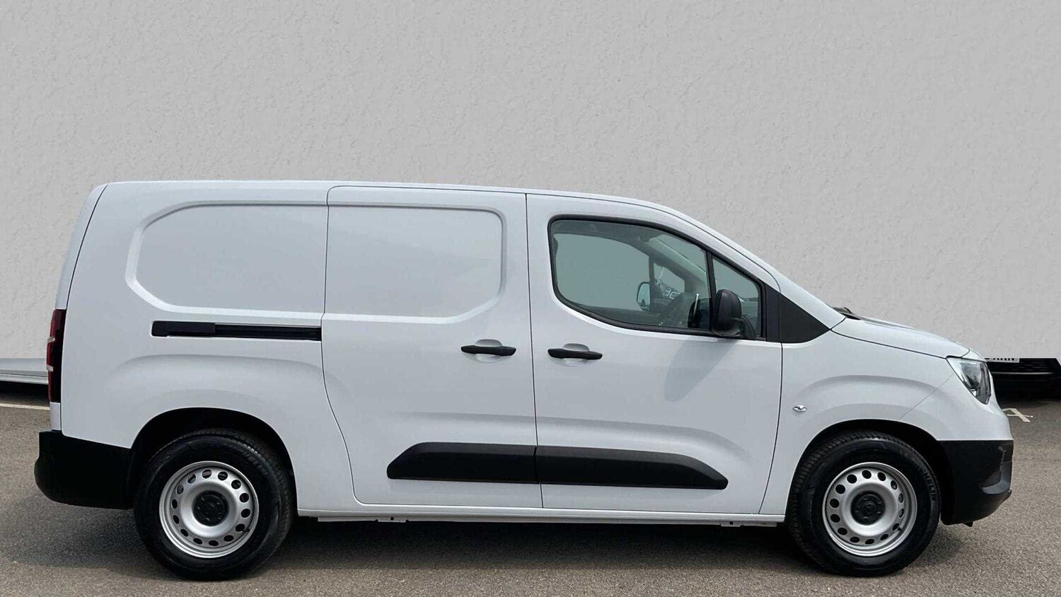 Used Vauxhall Combo 2025 for sale - 77861591: Photo 3