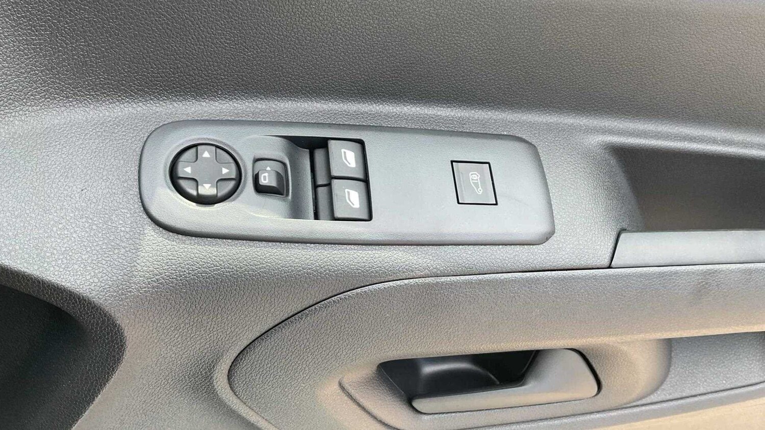 Used Vauxhall Combo 2025 for sale - 77861591: Photo 34