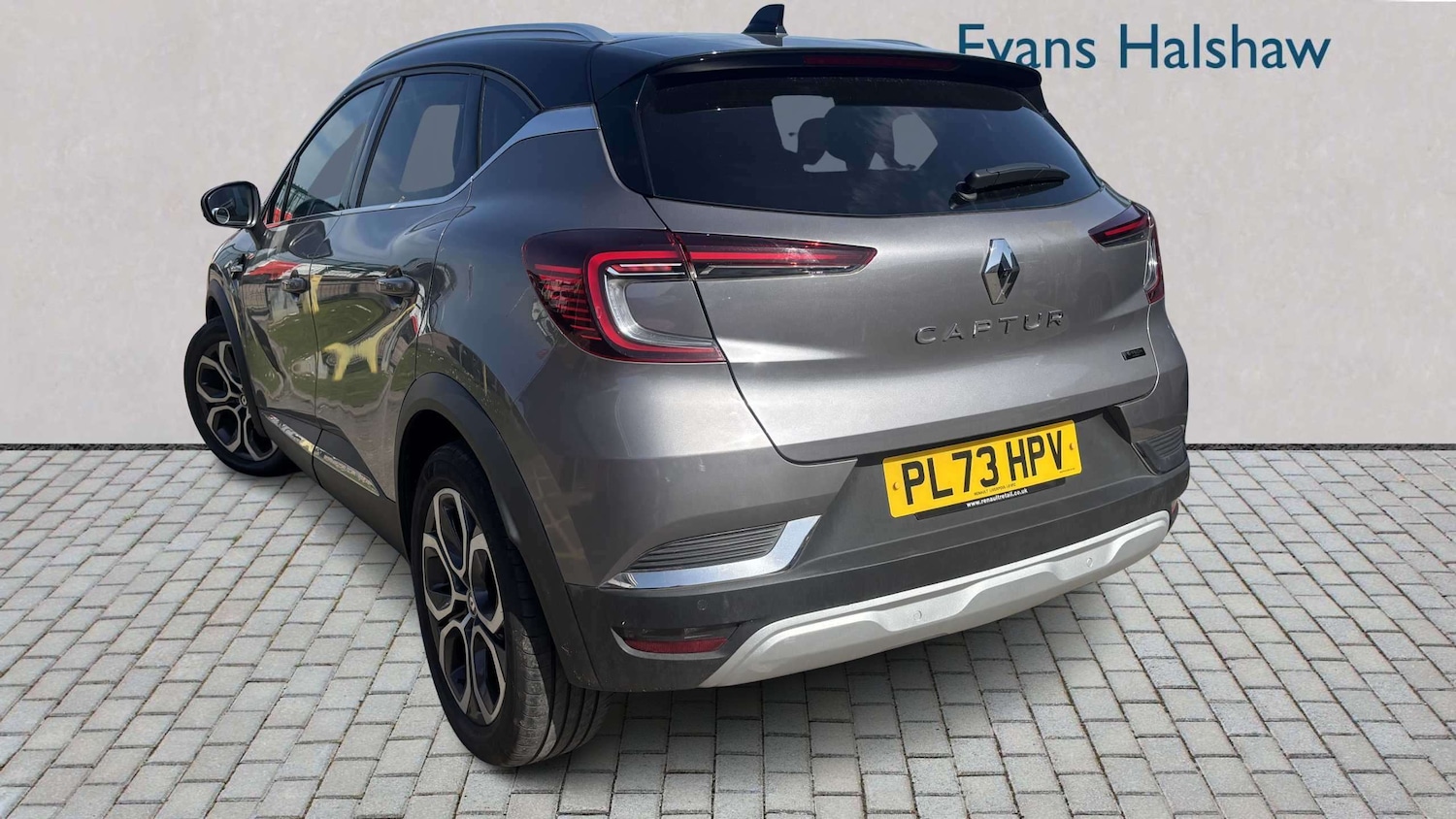 Used Renault Captur 2023 for sale - 78173424: Photo 3