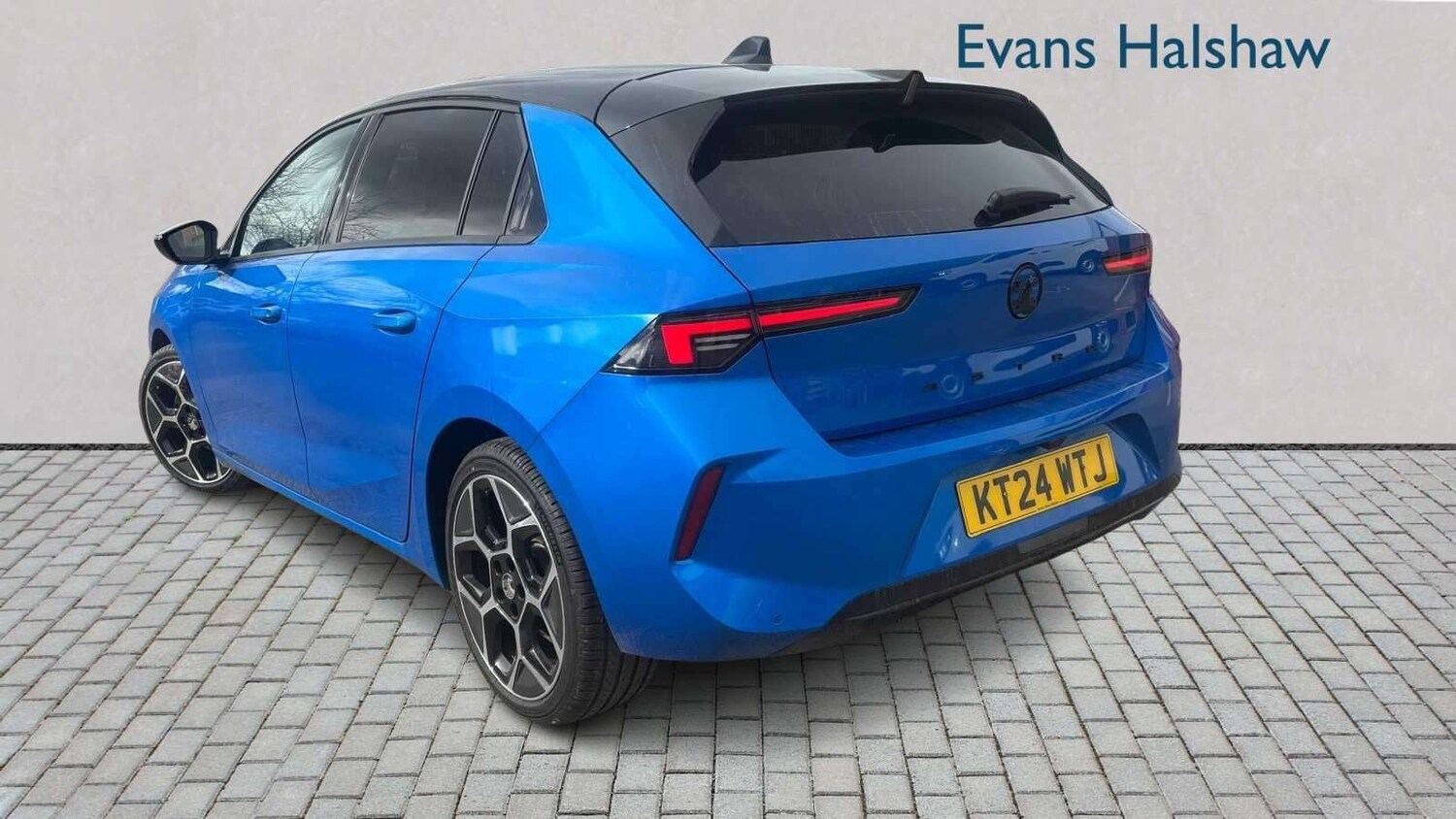 Used Vauxhall Astra 2024 for sale - 78010532: Photo 3