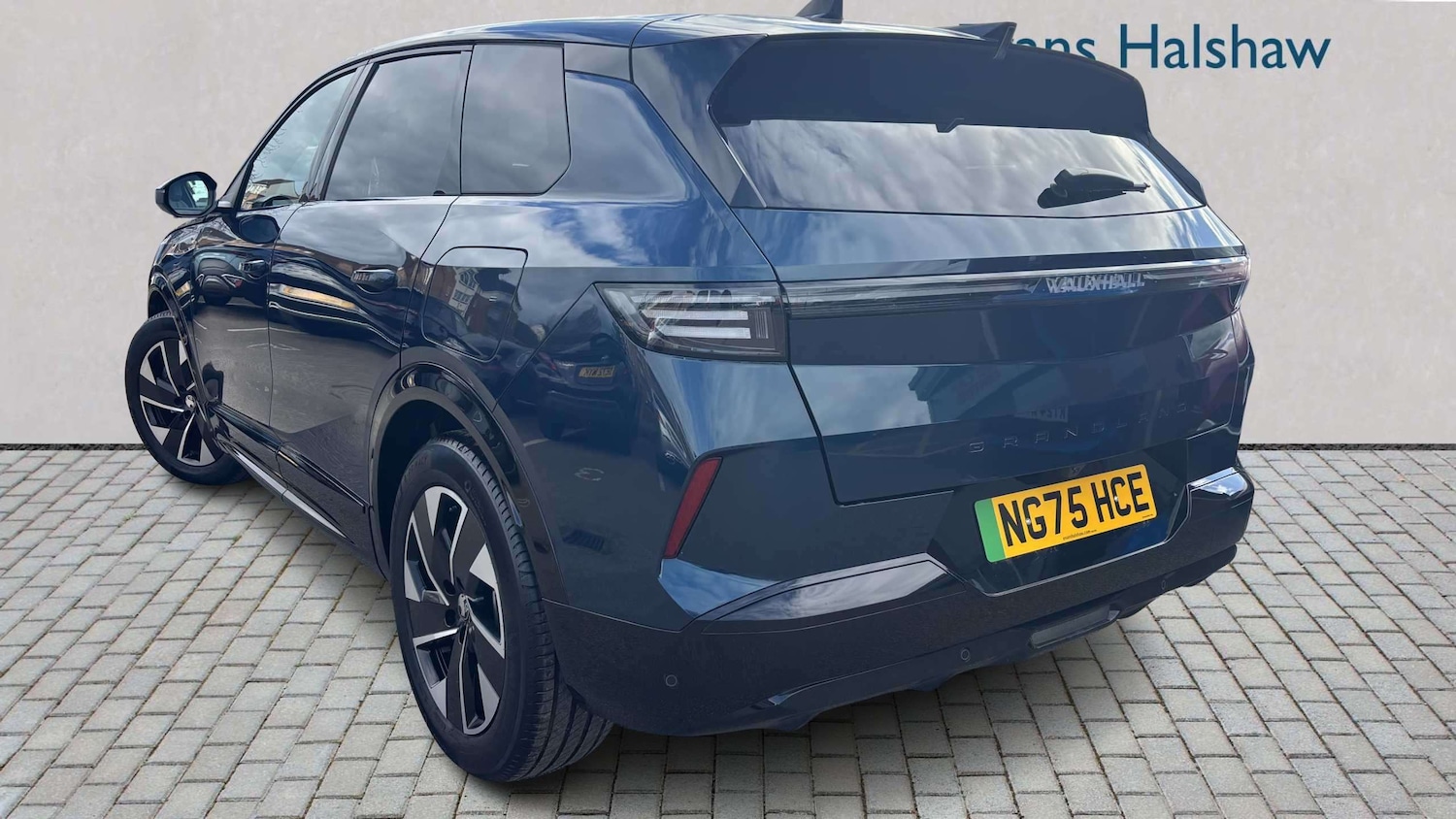 Used Vauxhall Grandland for sale - 78104205: Photo 2