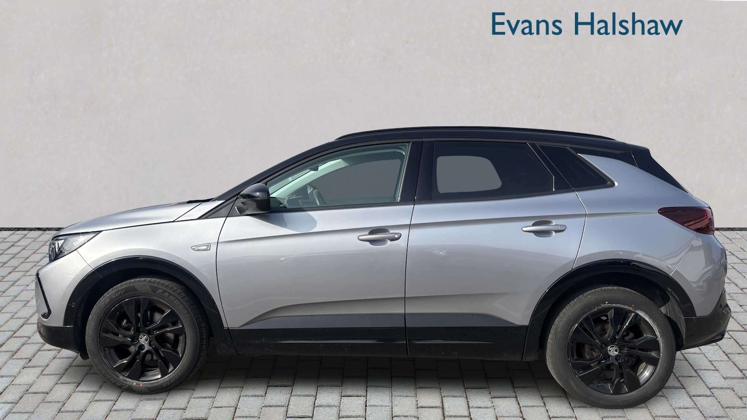 Used Vauxhall Grandland 2023 for sale - 77972566: Photo 4