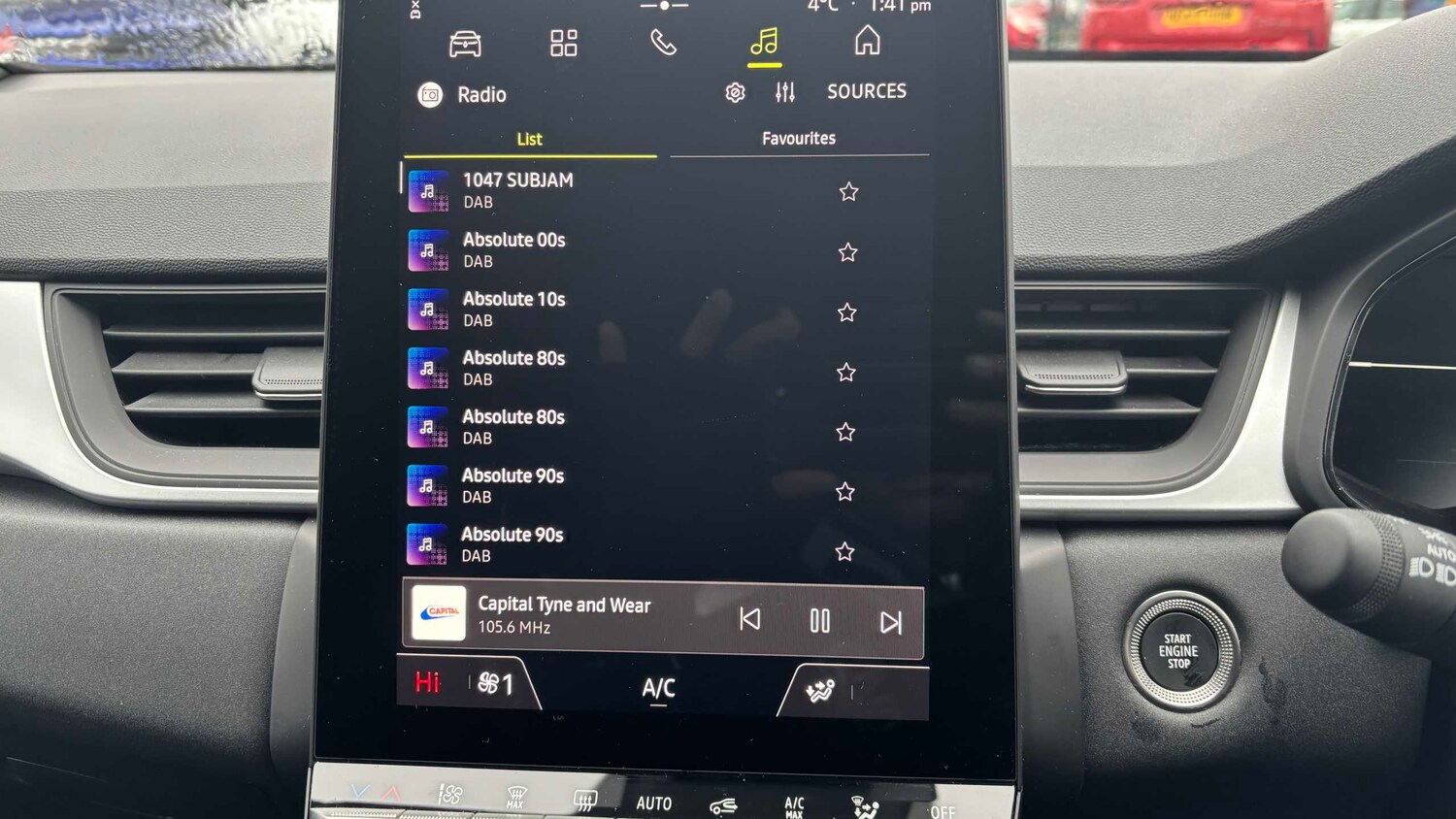 Used Renault Captur for sale - 77862447: Photo 21