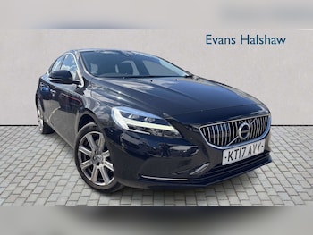 Used Volvo V40 2017 for sale - 78337887: Photo