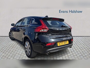 Used Volvo V40 2017 for sale - 78337887: Photo