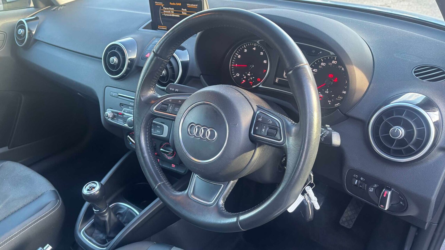 Used Audi A1 2015 for sale - 77859127: Photo 10