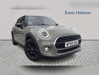Used MINI Hatch 2018 for sale - 78774771: Photo