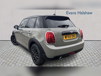 Used MINI Hatch 2018 for sale - 78774771: Photo