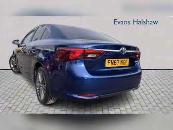Used Toyota Avensis 2017 for sale - 77856908: Photo