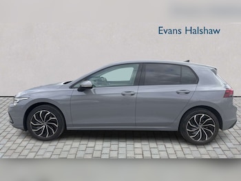 Used Volkswagen Golf 2024 for sale - 78651072: Photo