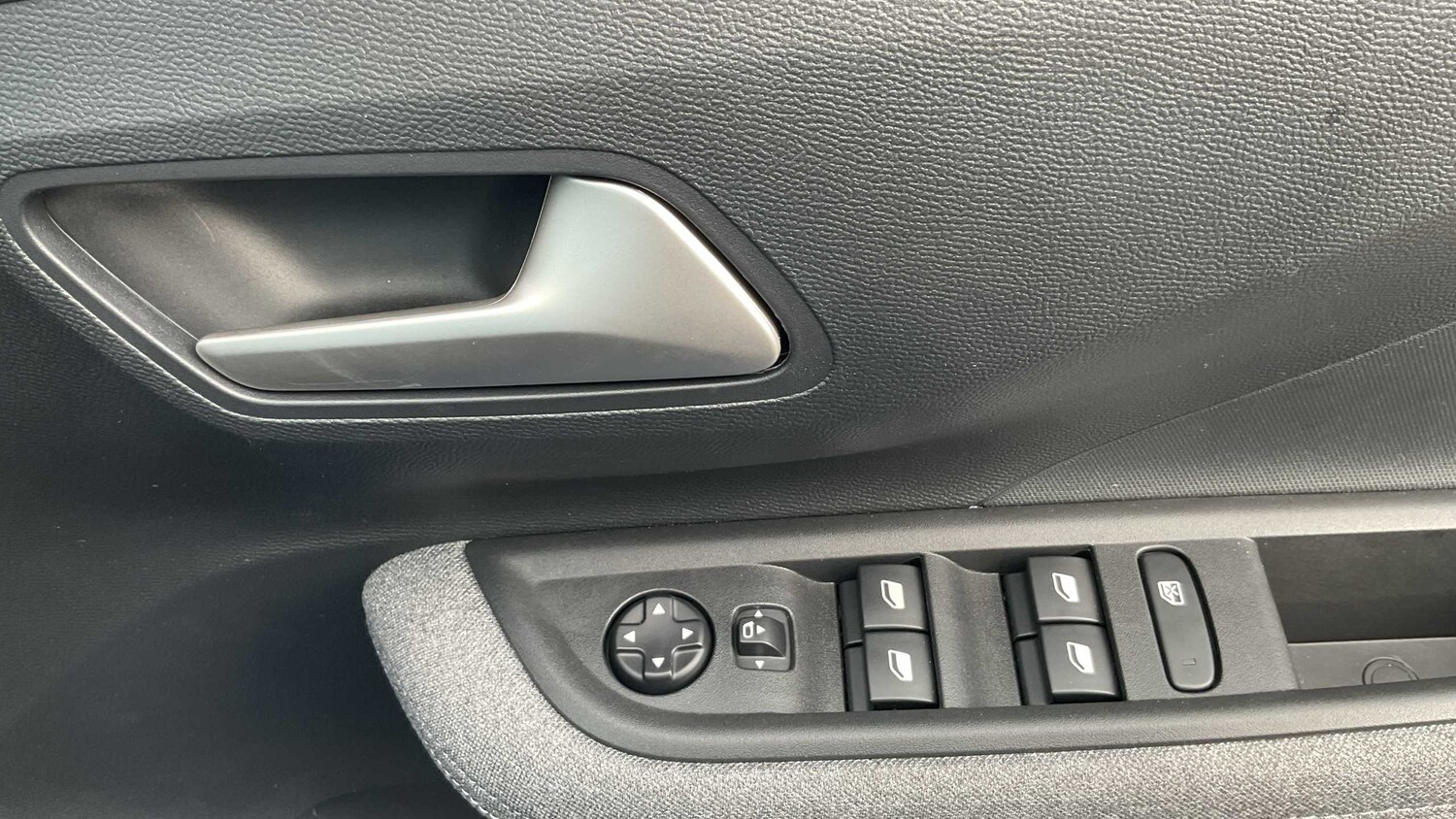 Used Vauxhall Frontera for sale - 77859826: Photo 34