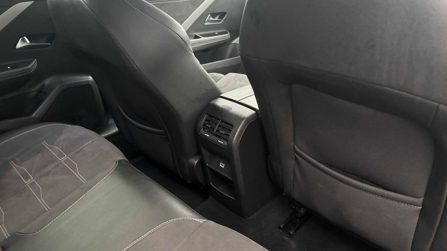 Used Vauxhall Astra for sale - 77862100: Photo 16