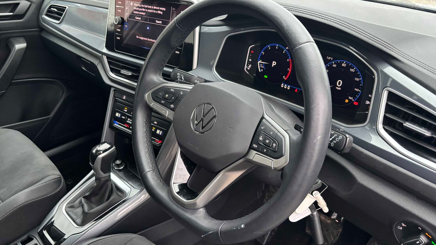 Used Volkswagen T-Roc for sale - 77858396: Photo 10