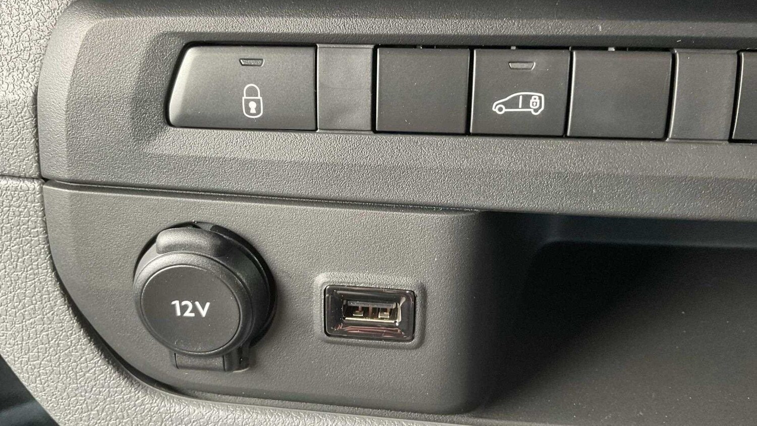 Used Vauxhall Vivaro Electric for sale - 77861467: Photo 22