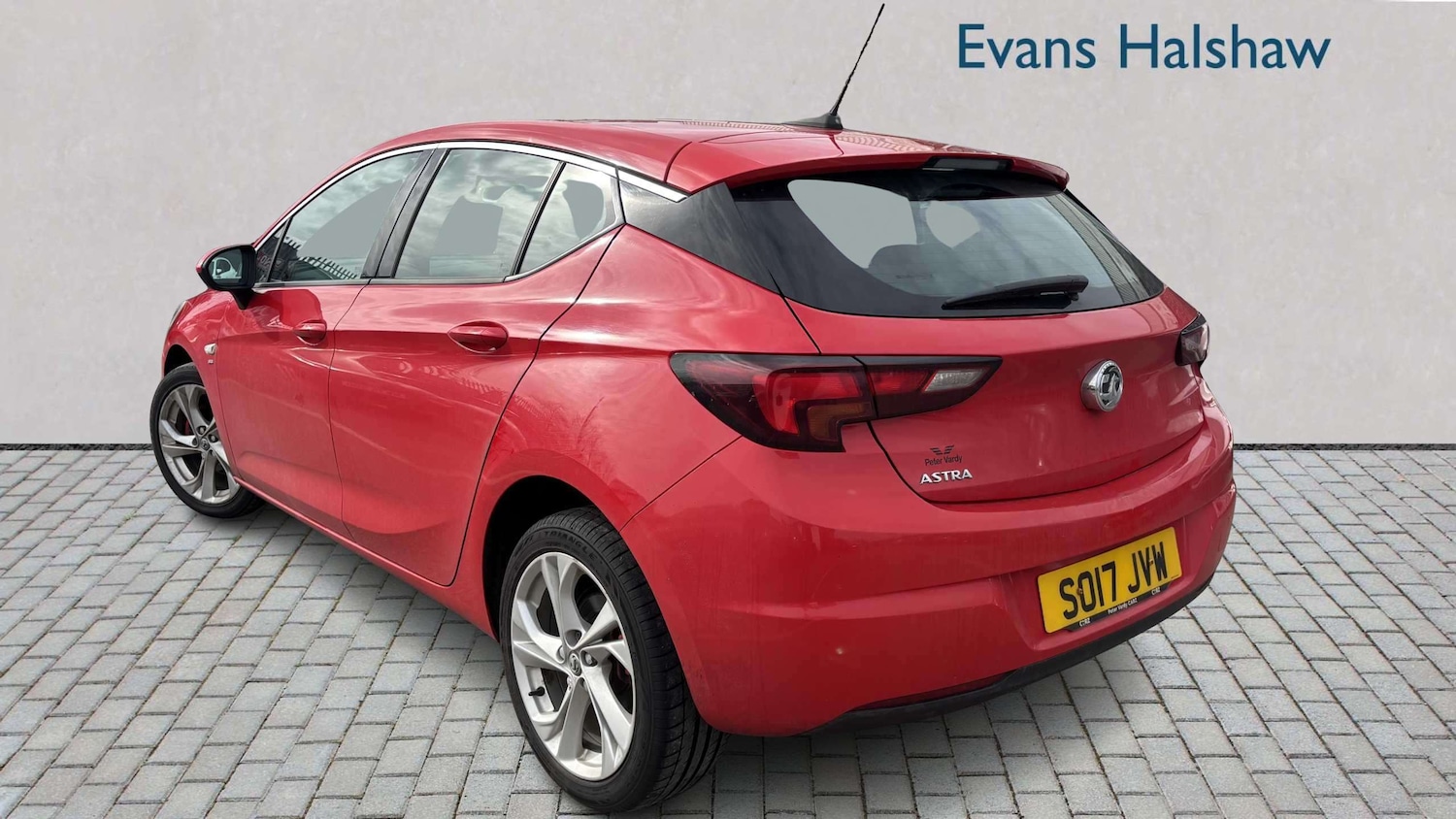 Used Vauxhall Astra for sale - 77913719: Photo 3