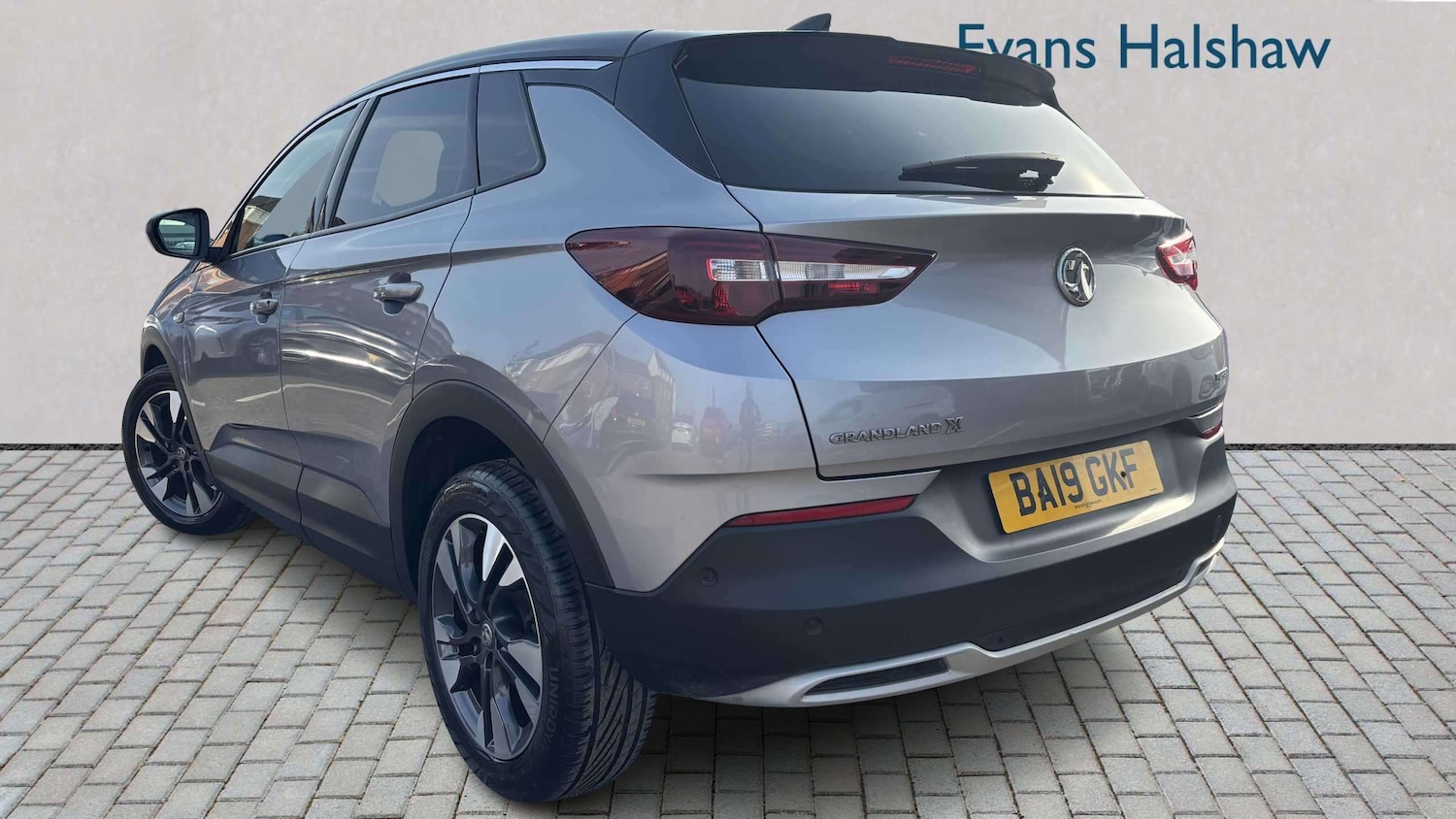 Used Vauxhall Grandland X 2019 for sale - 78076675: Photo 2
