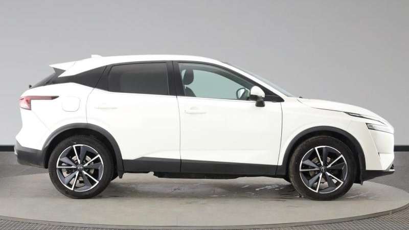 Used Nissan Qashqai 2022 for sale - 77960713: Photo 2