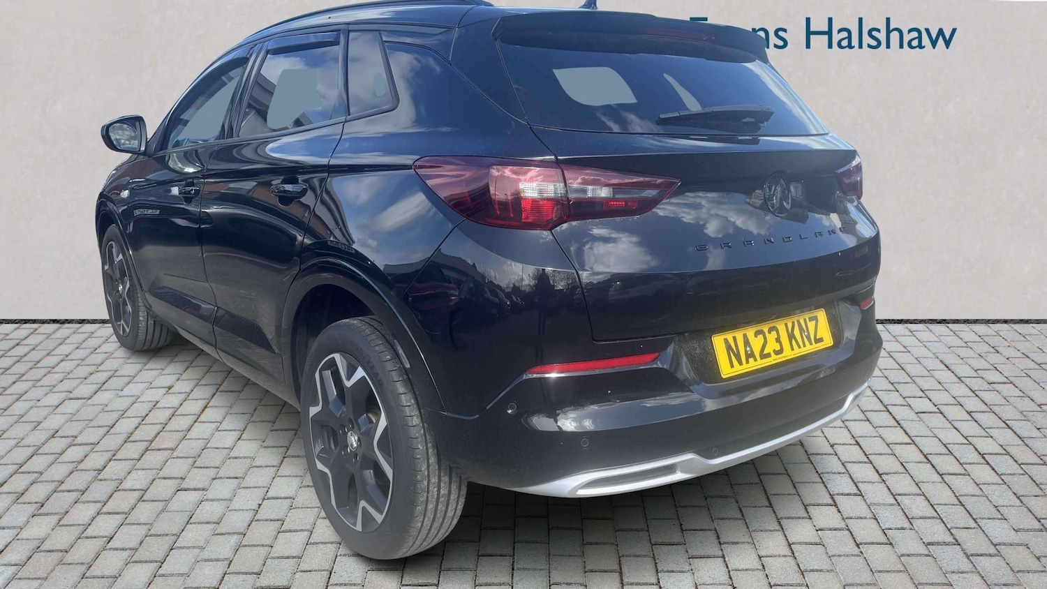 Used Vauxhall Grandland 2023 for sale - 78209249: Photo 3