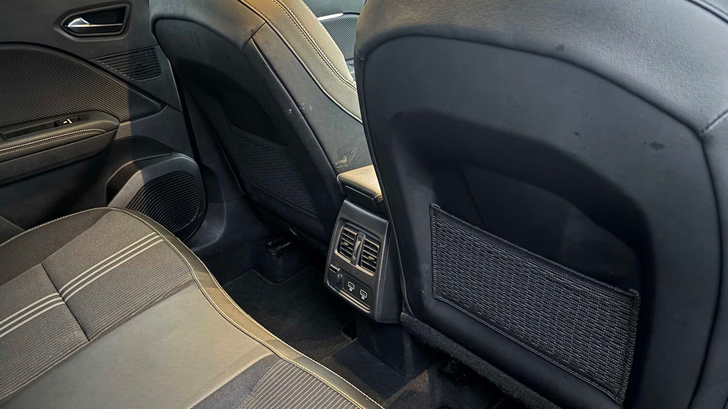 Used Renault Captur 2023 for sale - 77859116: Photo 16