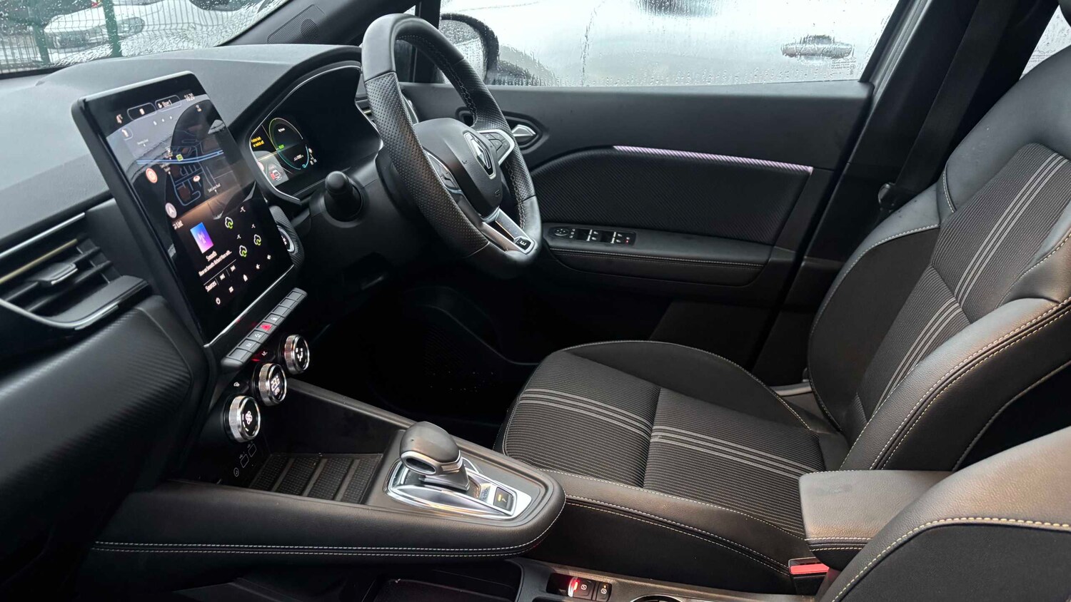 Used Renault Captur 2023 for sale - 77859116: Photo 17