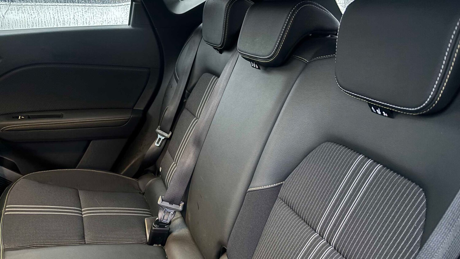 Used Renault Captur 2023 for sale - 77859116: Photo 18