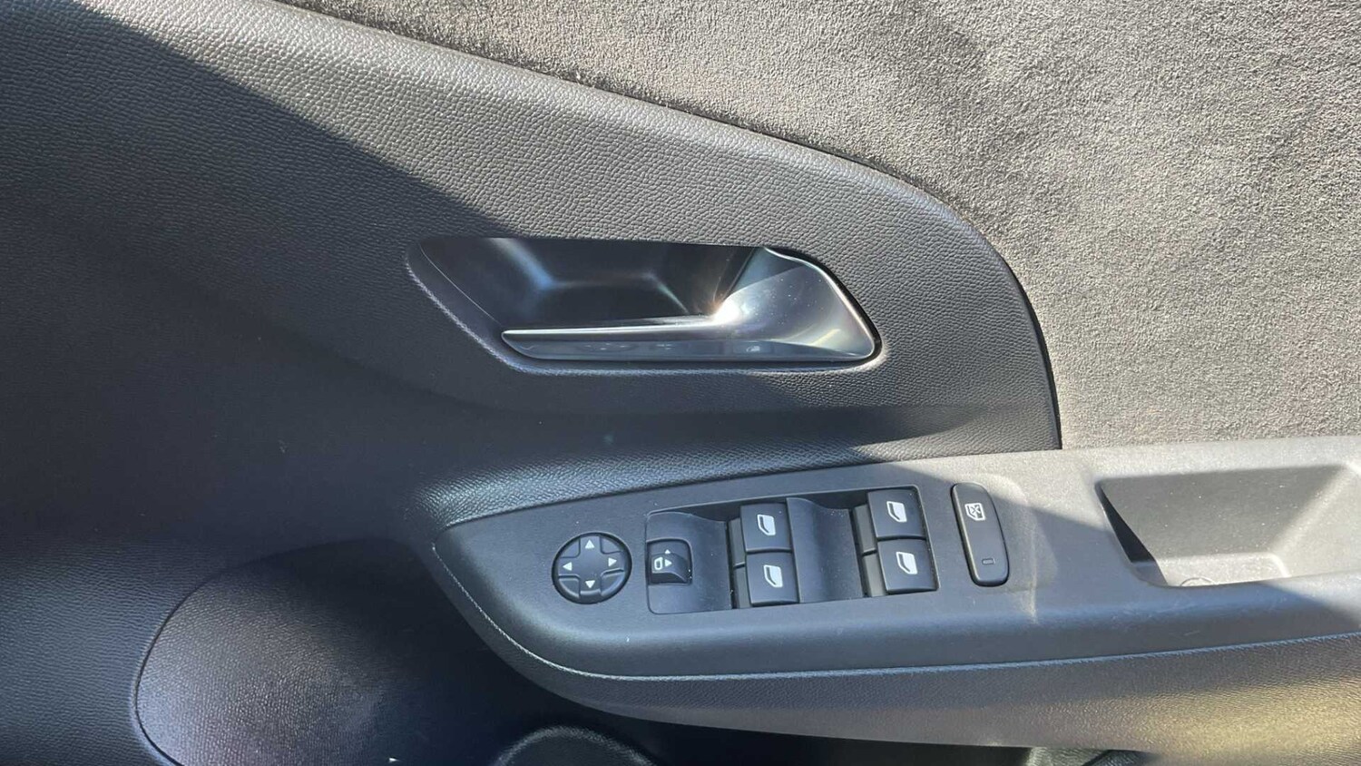 Used Vauxhall Corsa for sale - 77857293: Photo 34