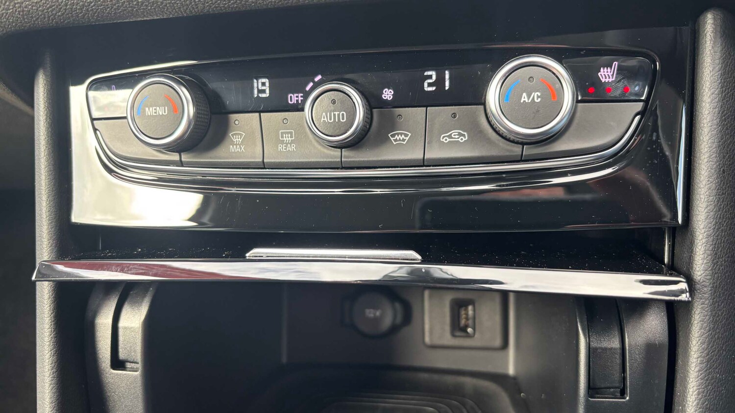 Used Vauxhall Grandland 2024 for sale - 78024191: Photo 21