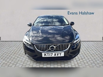 Used Volvo V40 2017 for sale - 79134951: Photo
