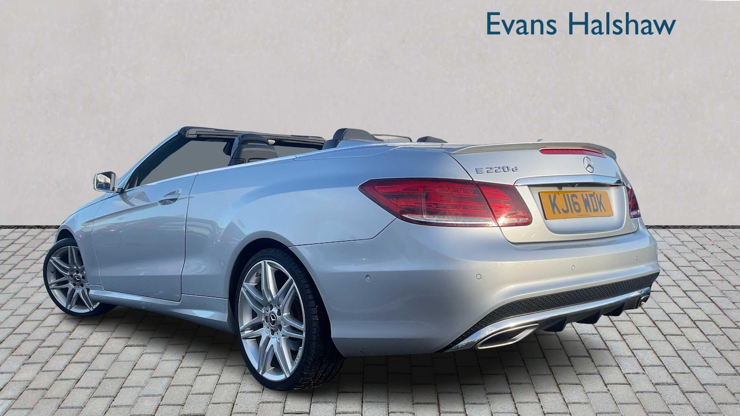 Used Mercedes-Benz E Class for sale - 77862454: Photo 2