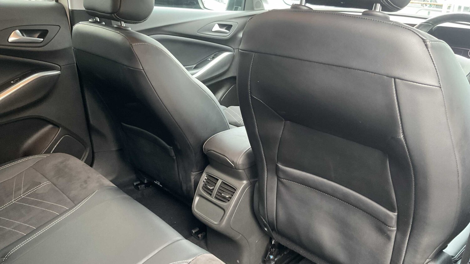 Used Vauxhall Grandland 2023 for sale - 77859652: Photo 16