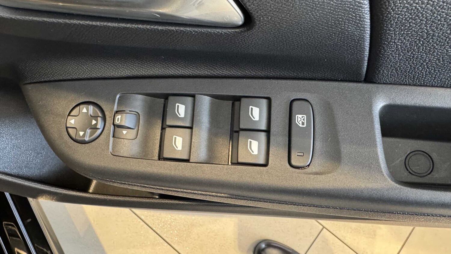 Used Vauxhall Corsa for sale - 77862499: Photo 15