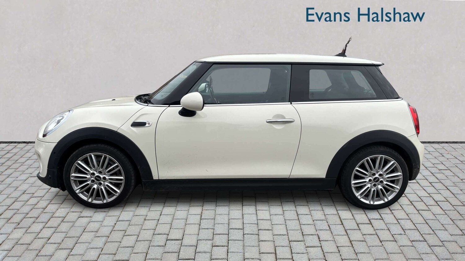 Used MINI Hatch 2018 for sale - 77960805: Photo 8