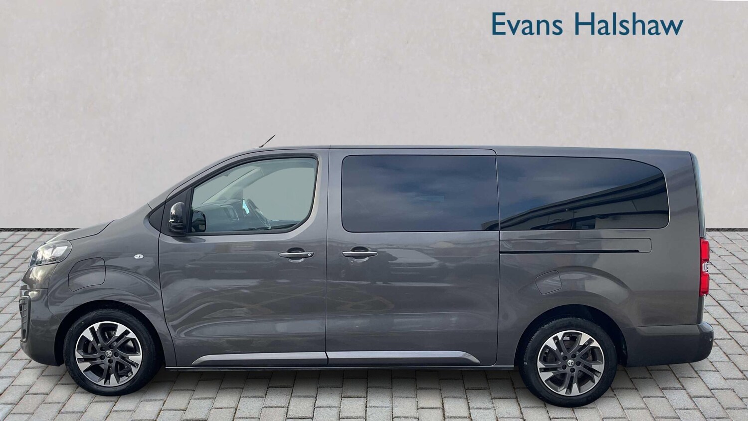 Used Vauxhall Vivaro Life for sale - 77862293: Photo 3