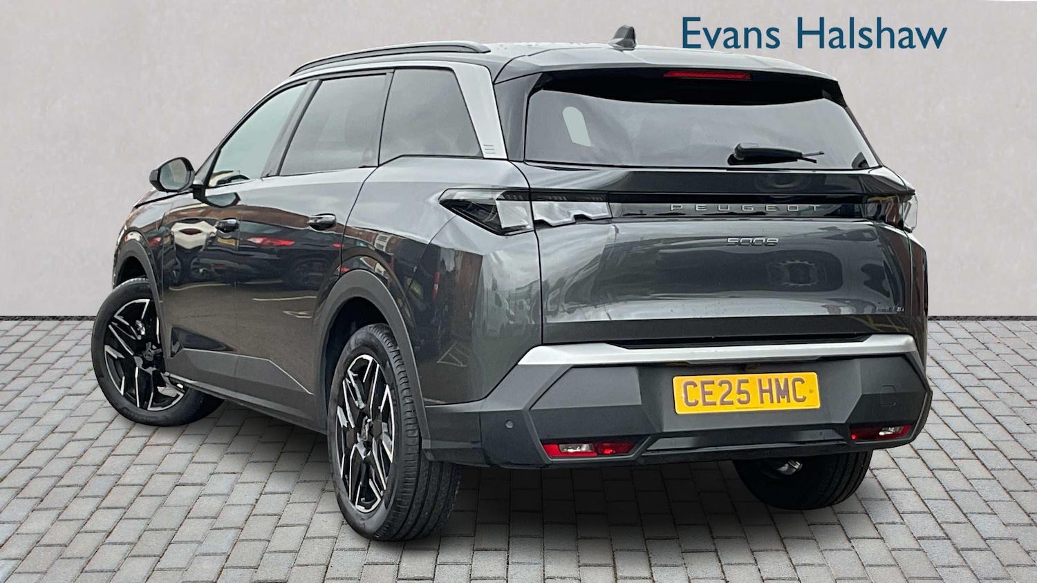 Used Peugeot 5008 for sale - 77858134: Photo 2