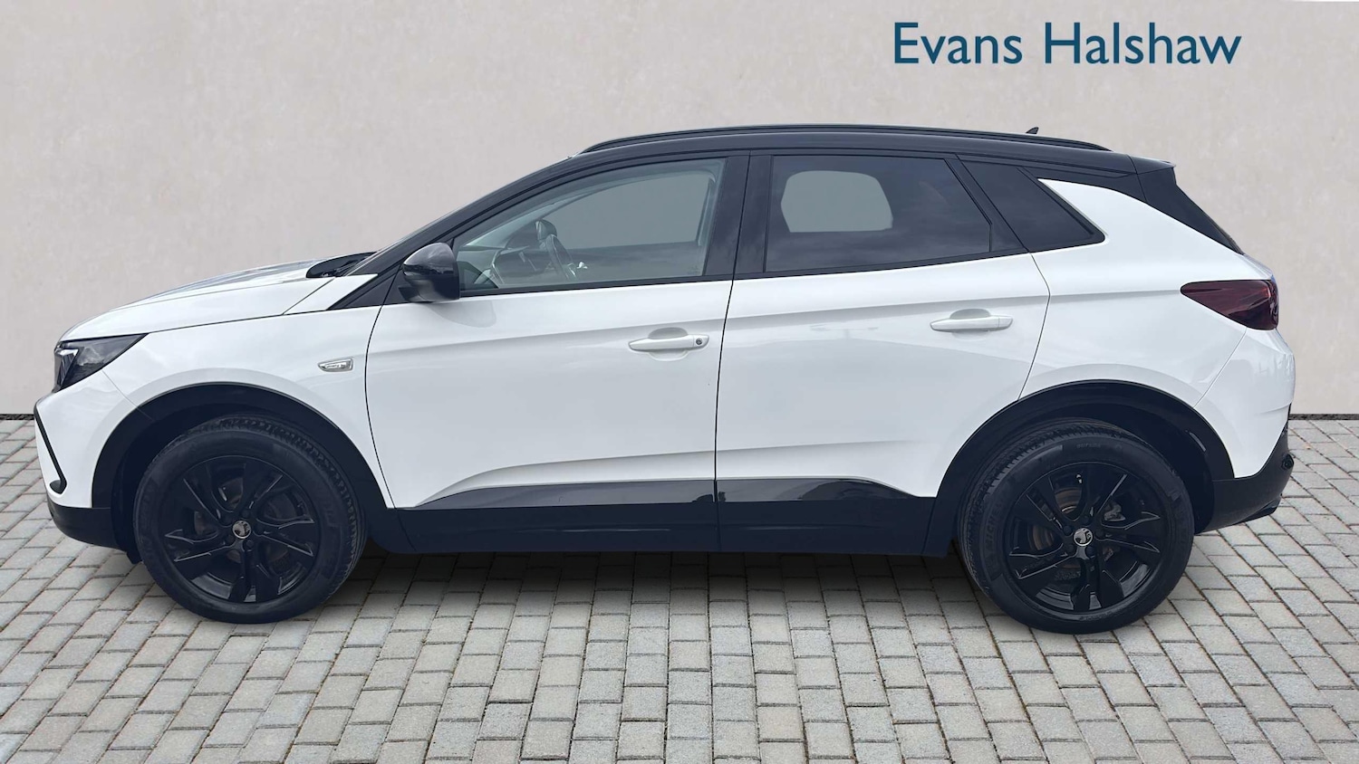 Used Vauxhall Grandland 2022 for sale - 77856437: Photo 3